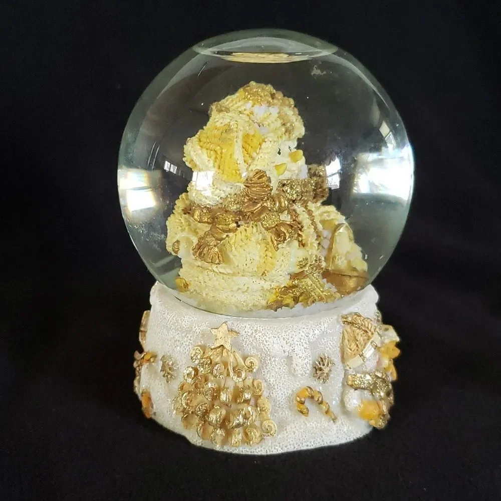 Vintage Resin Snowman Christmas Snow Globe Snowglobe